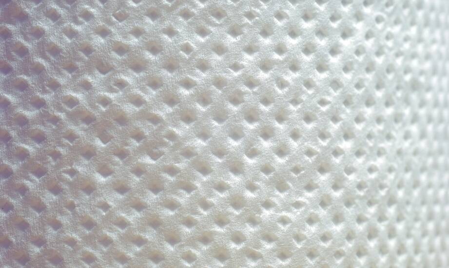 Zastosowanie filtracyjnych włóknin w przemyśle spożywczym – kluczowe zalety