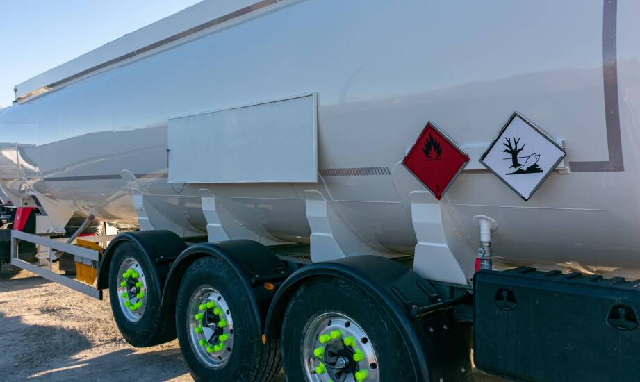 Wpływ przeciwpożarowych szkoleń na bezpieczeństwo transportu niebezpiecznych towarów