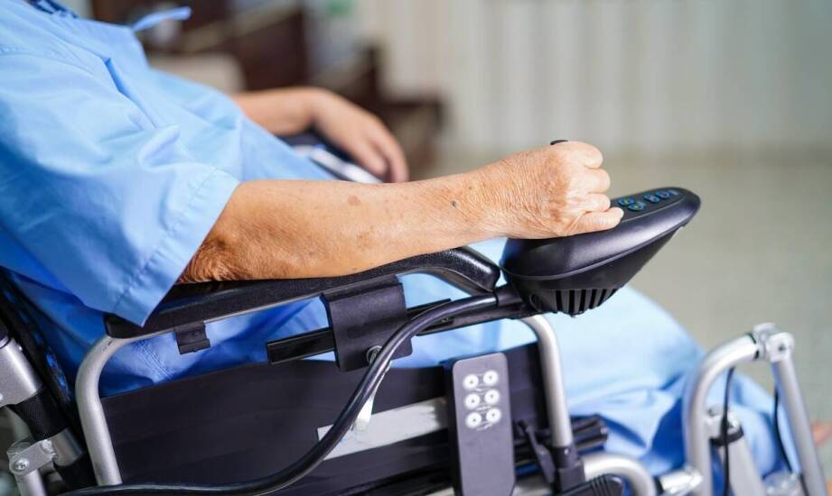 Wpływ innowacyjnych technologii na rozwój elektrycznych wózków inwalidzkich