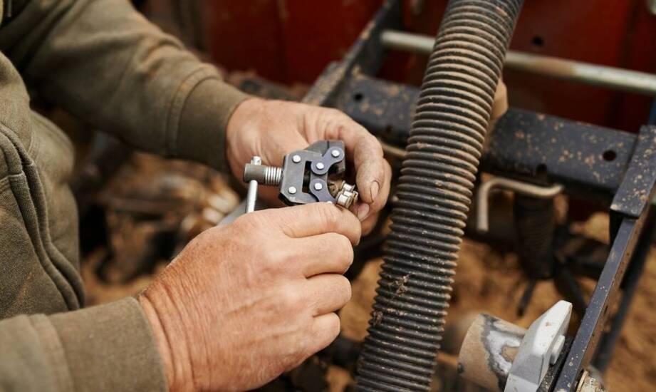 Zalety stosowania zaworów do sterowania cieczą w opryskiwaczach polowych i sadowniczych