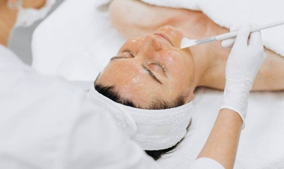 Skuteczne metody nawilżania skóry w estetycznej medycynie
