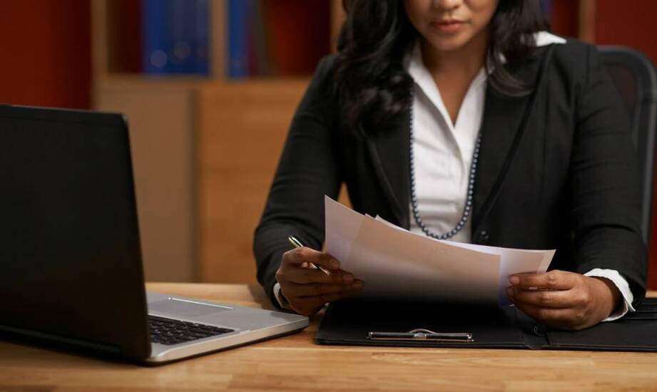 W jaki sposób prawne doradztwo pomaga unikać konfliktów z prawem pracy?