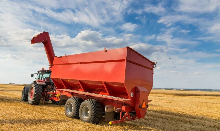 Wpływ rolniczych przyczep na efektywność transportu w gospodarstwie