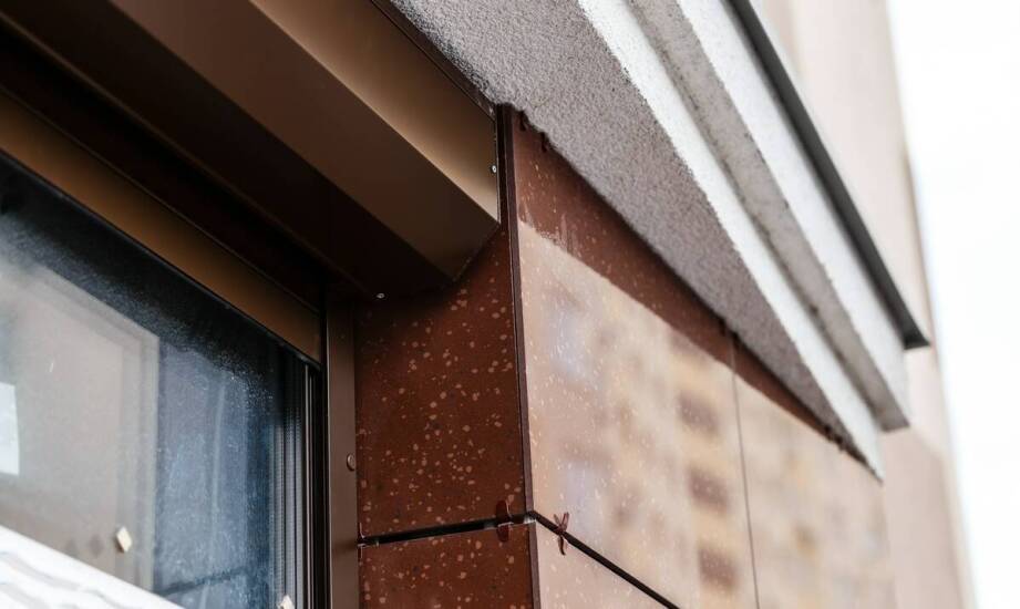 Personalizacja elewacji za pomocą ręcznie formowanej cegły – możliwości i inspiracje