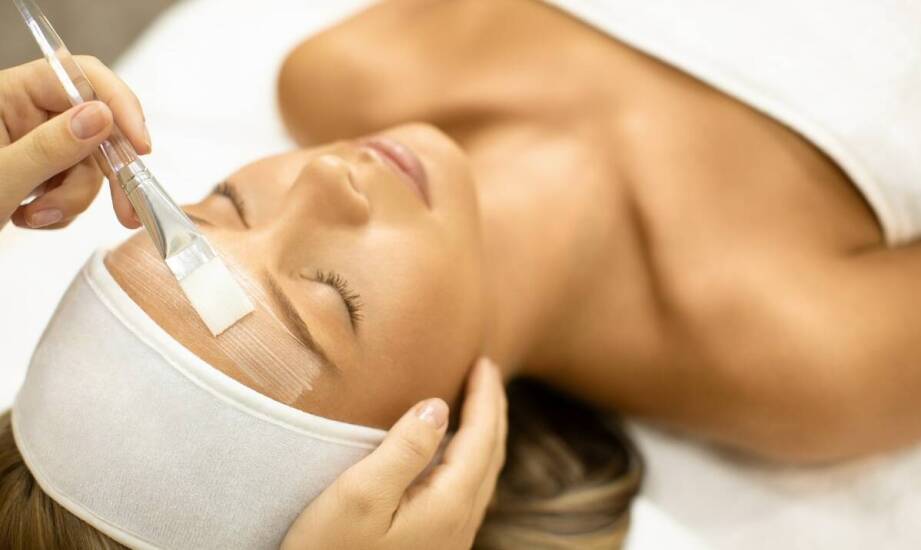 Jak karboksyterapia wpływa na detoksykację organizmu i poprawę wyglądu skóry?