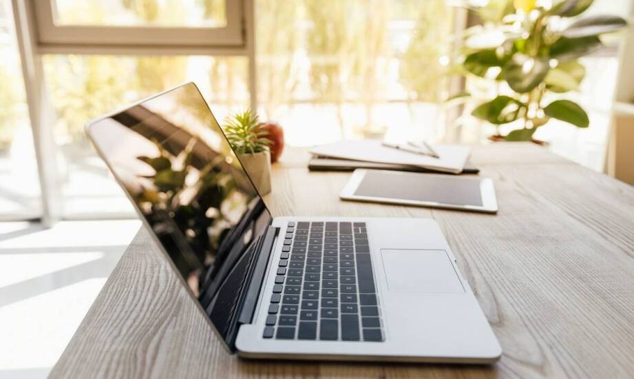 Nowoczesny komputerowy sprzęt dla freelancerów – jaki laptop wybrać?