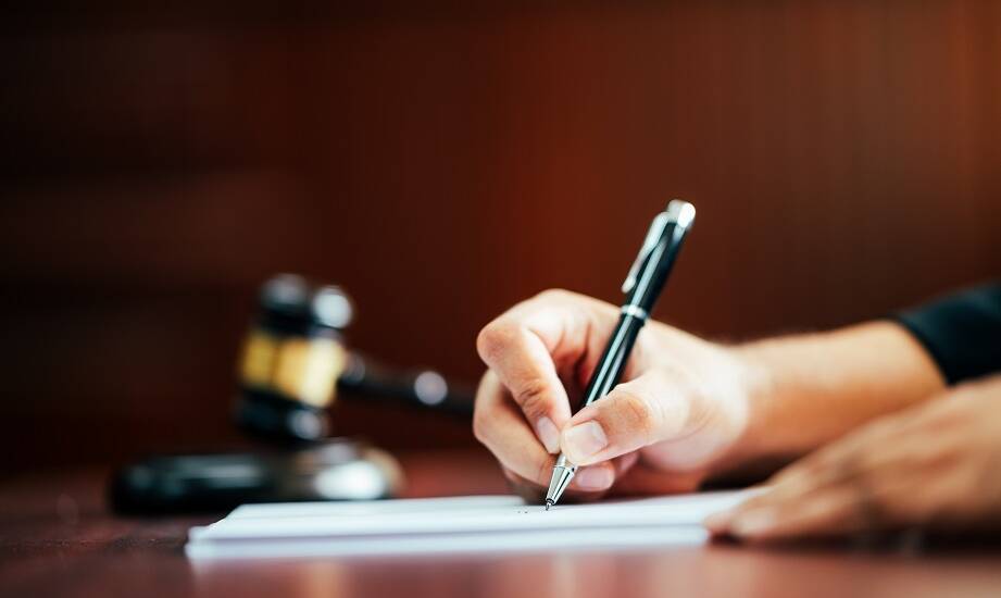 Prawne aspekty dzierżawy – kiedy warto skonsultować się z prawnikiem?