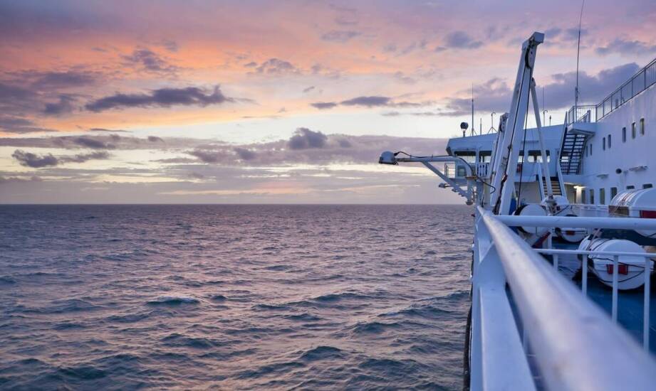 Rola satelitarnego internetu w bezpieczeństwie komunikacji morskiej