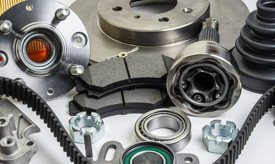 Różnorodność części blacharskich do Renault – co oferujemy dla klientów?