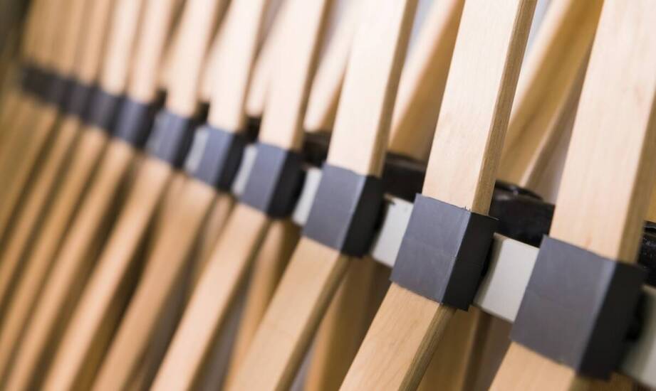 Listwy sprężynujące w kontekście alergii – co musisz wiedzieć?