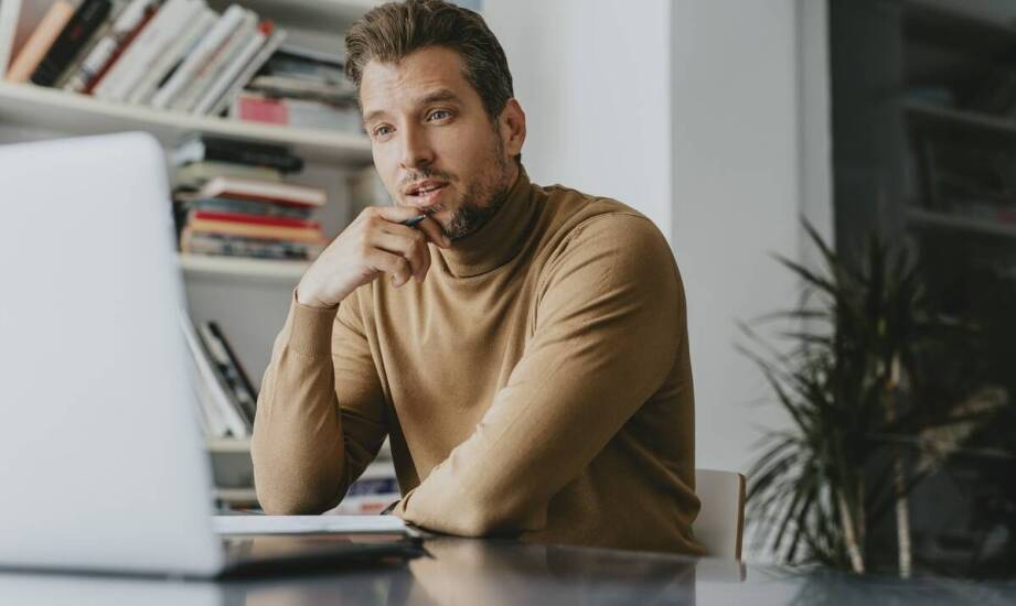 Jak przemyślenie wzbogaca proces tworzenia publikacji na temat religijny?