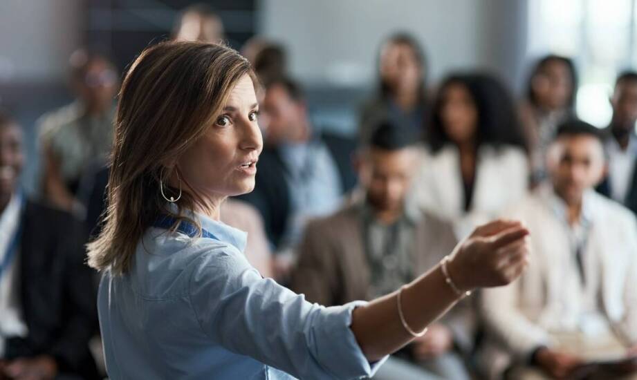 Dlaczego serwis reklamowy jest kluczowy dla trwałości prezentera?