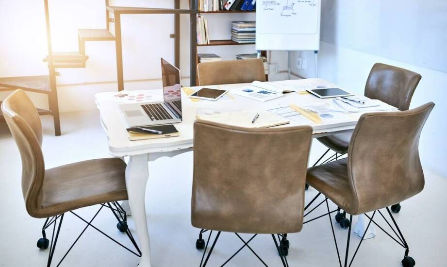 Jakie są korzyści z inwestowania w zaawansowane informatyczne technologie?