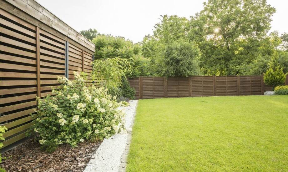 Panelowe ogrodzenia a bezpieczeństwo: co warto wiedzieć