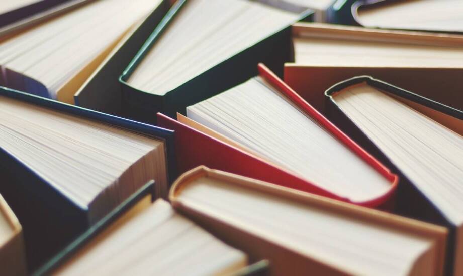 Książki, które odkrywają tajemnice milionerów amerykańskich – które wybrać?