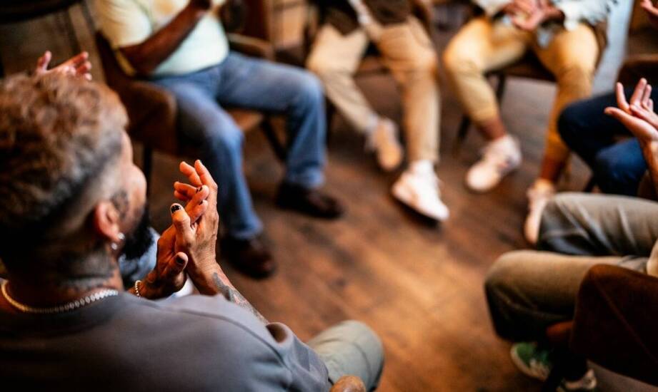 Jak dom pomocy społecznej organizuje integracyjne aktywności?