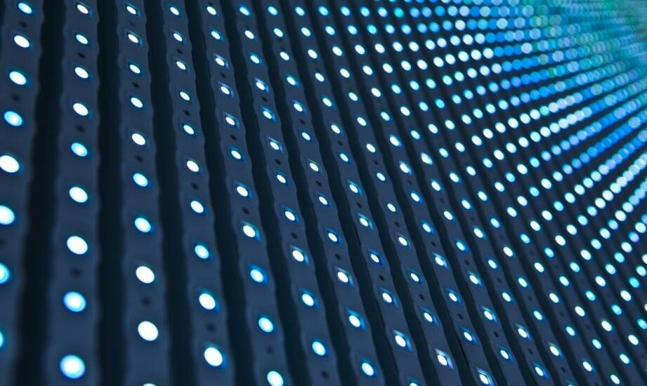 Jakie są nowe wyzwania w kontekście pomiaru natężenia światła?