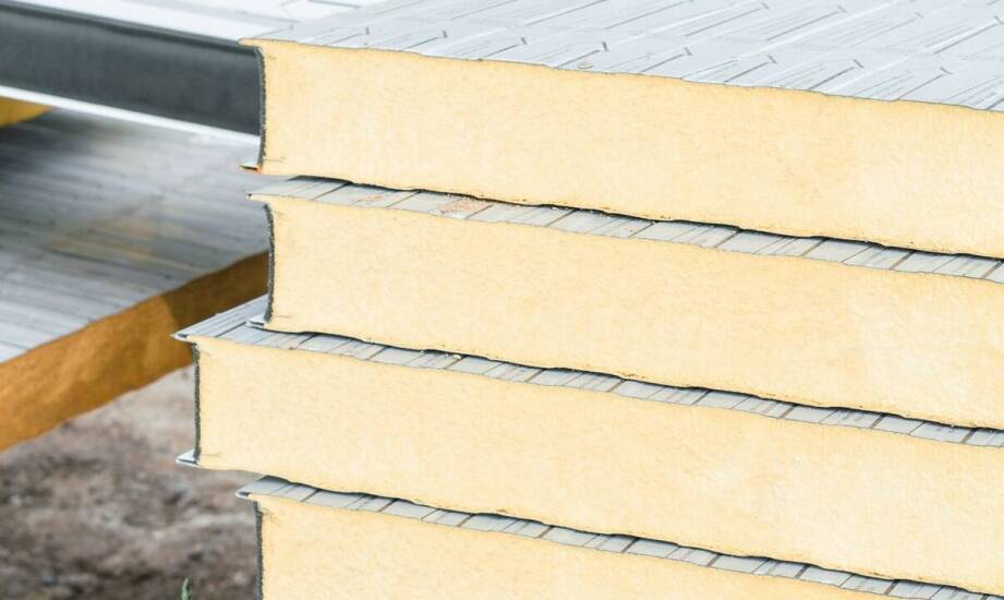 Jakie certyfikaty jakości posiada mineralna wełna 70 mm w rolce?