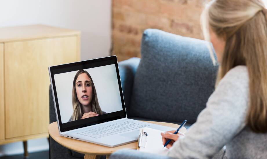 Rola terapeuty w terapii online - jak wygląda współpraca?