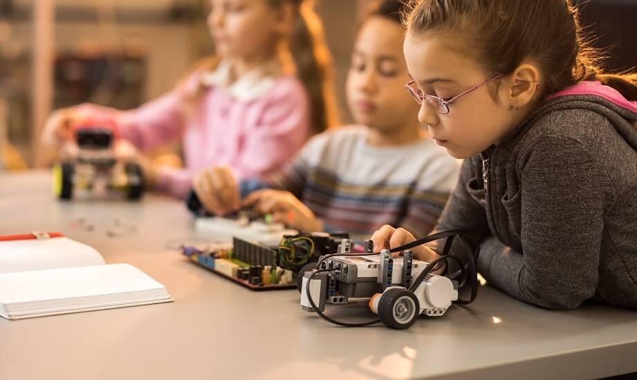 Innowacyjne edukacyjne rozwiązania dla szkół ponadpodstawowych