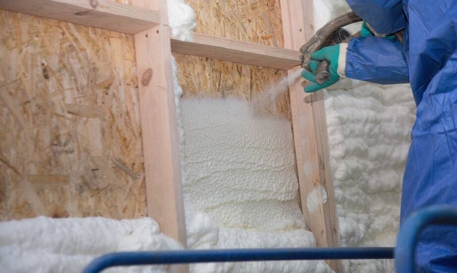 Natryskowe izolacje jako klucz do ochrony środowiska