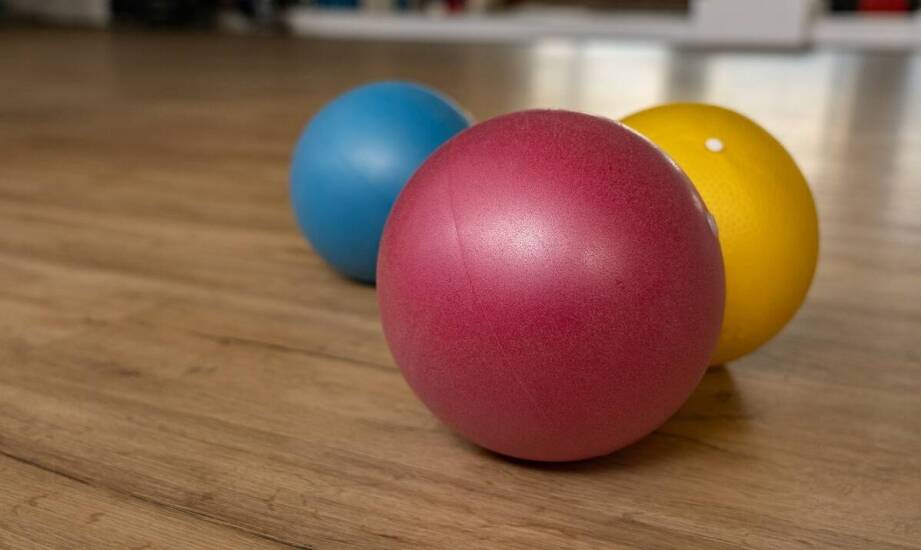 Jak wybrać odpowiedni poziom zajęć pilates dla siebie w Krakowie?