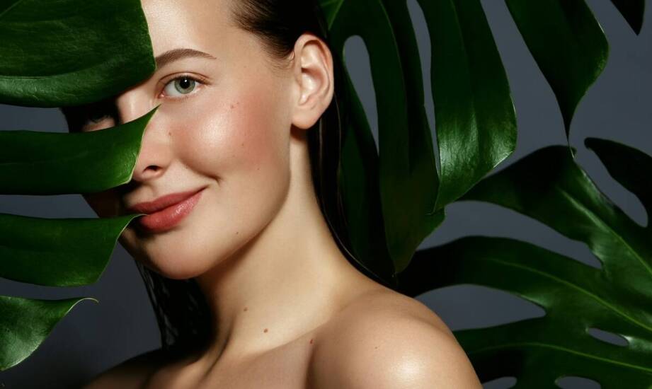 Alkohol i jego wpływ na zdrowie skóry: Jak terapia może pomóc w regeneracji?