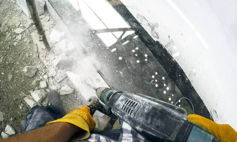 Przewierty w betonie: jak wybrać profesjonalną firmę wykonawczą?