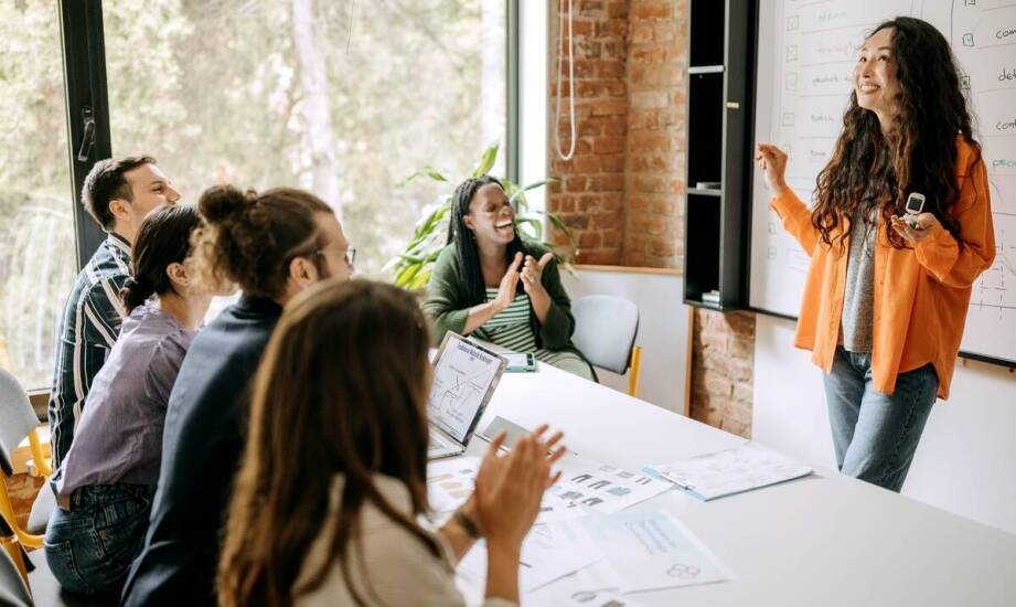 Jak znaleźć pracę w sektorze handlowym dzięki agencjom pracy?