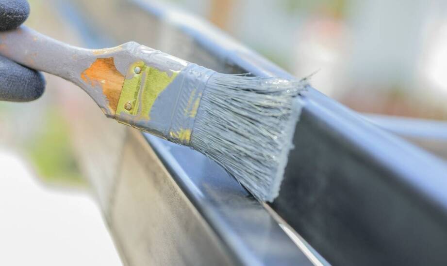 Malowanie żeliwnych odlewów jako sposób na zwiększenie ich trwałości.