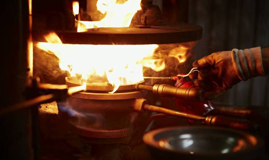 Płomieniowe natryskiwanie jako metoda aplikacji trudnościeralnych powłok