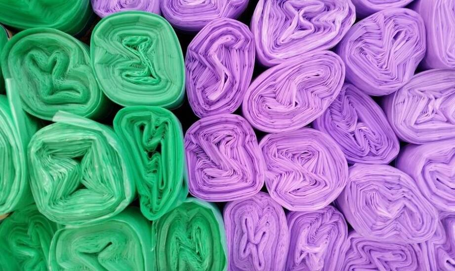 Jak producent foliowych worków wpływa na zrównoważony rozwój?