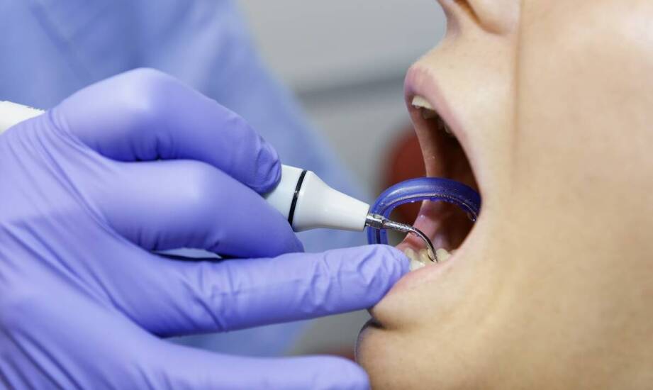 Jak zastosowanie wewnątrzustnej kamery wspomaga leczenie?