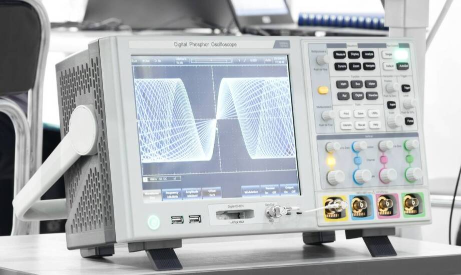 Jakie korzyści przynosi integracja skrętki testera z innymi narzędziami pomiarowymi?