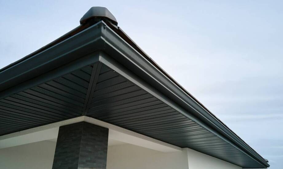 Zastosowanie odpornych na uszkodzenia mechaniczne materiałów w dachach