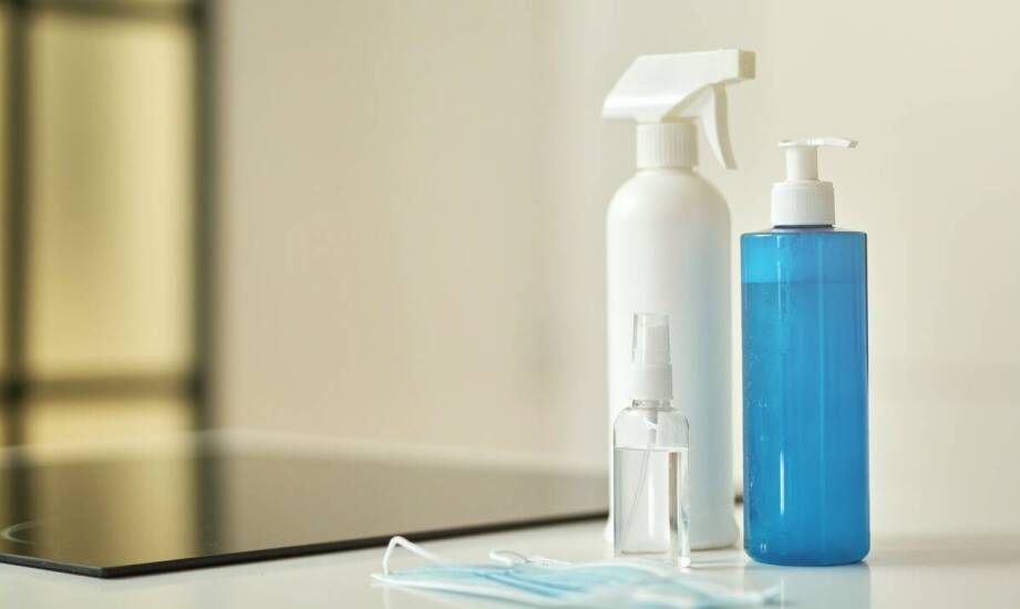 Rola środków czyszczących w utrzymaniu higieny dentystycznych narzędzi