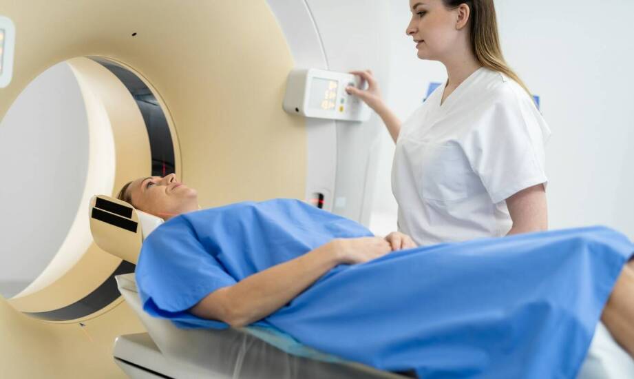 Jak proktologia wspiera leczenie nowotworów przewodu pokarmowego?