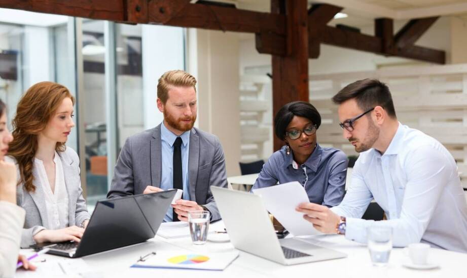 Jakie technologie wspierają zarządzanie talentami w cyfrowym świecie?