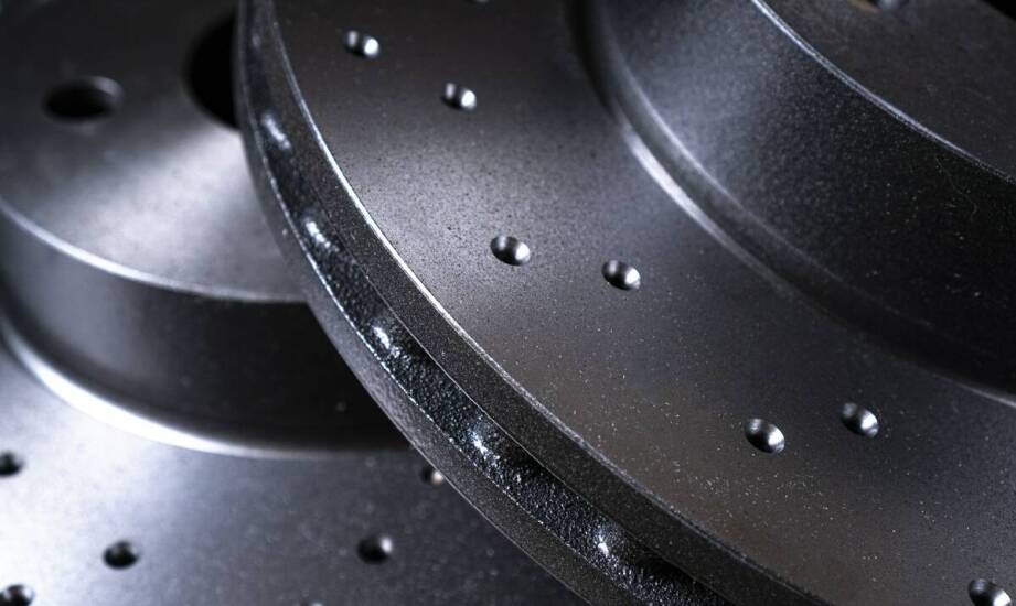 Nawierzchniowa farba do metalu a odporność na mechaniczne uszkodzenia