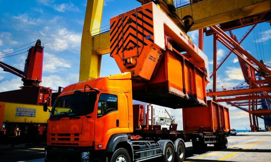 Korzyści ze sprzedaży ciężarowych aut do skupu