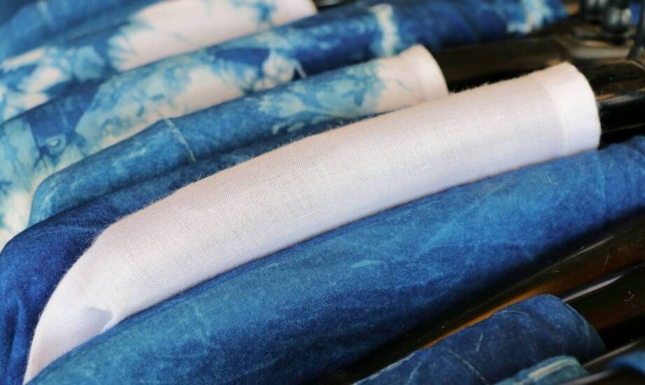 Jakie korzyści wynikają z używania bawełnianych toreb zamiast plastikowych?