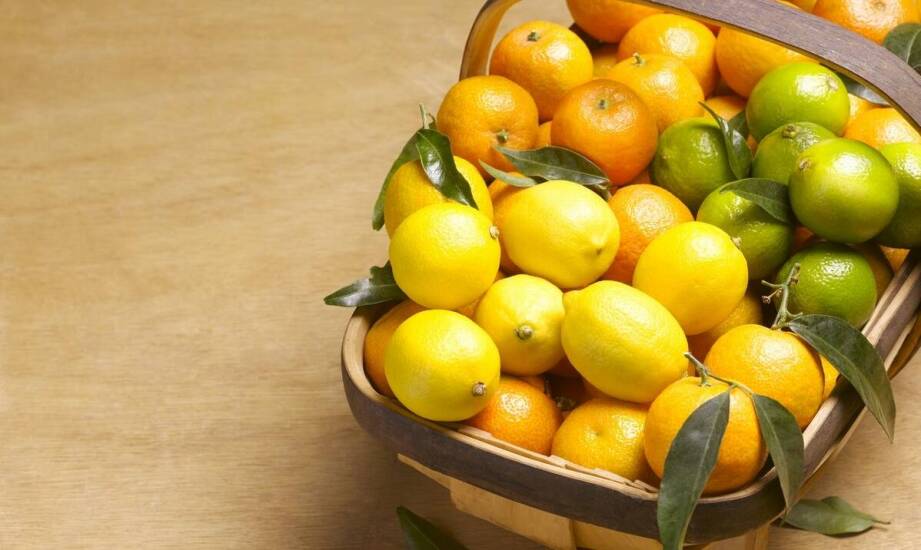 Dlaczego warto wybrać skrzynki z owocami dla pracowników?