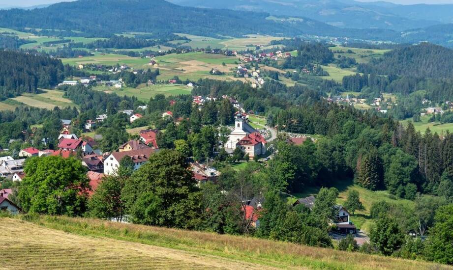 Jakie atrakcje oferuje Zawoja? Przewodnik po lokalnych atrakcjach