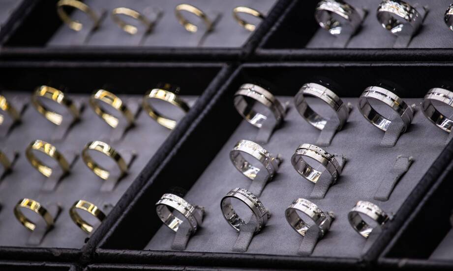 Jak dopasować kształt obrączki do indywidualnych preferencji?