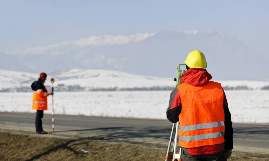 Jakie są korzyści z inwentaryzacji obiektów przez doświadczonego geodetę?