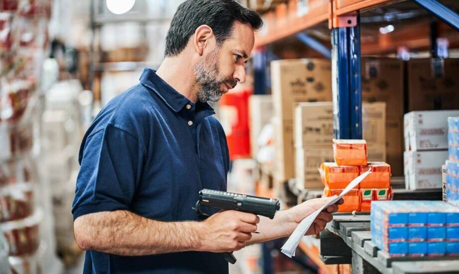 Czytniki kodów kreskowych jako kluczowy element w łańcuchu dostaw.