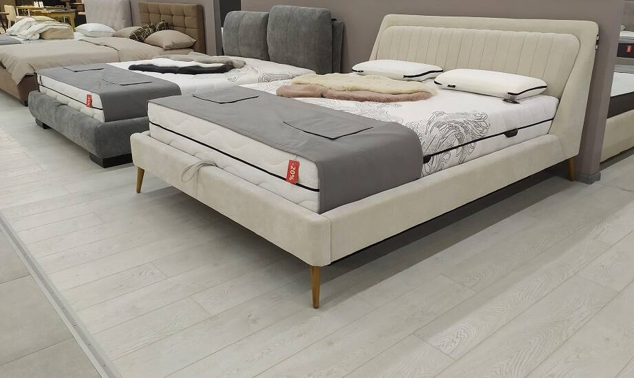 Jak wybrać idealne łóżko 180x200 do sypialni, które wpasuje się w nowoczesny wystrój?