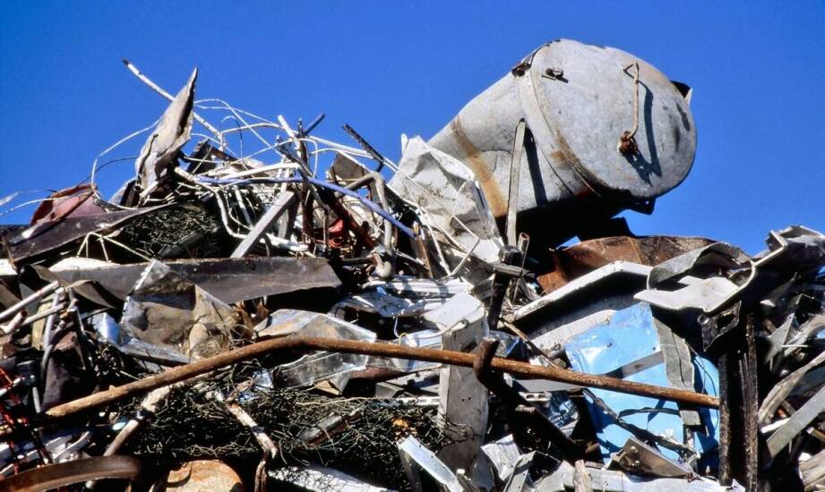 Jakie dodatkowe usługi oferuje skup stalowego złomu?