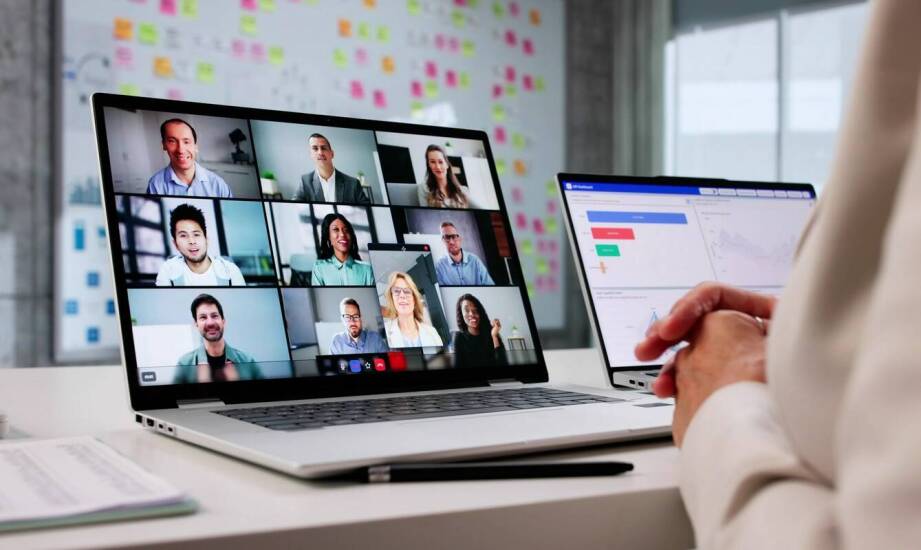 Wpływ komunikacyjnych platform na budowanie relacji z klientami