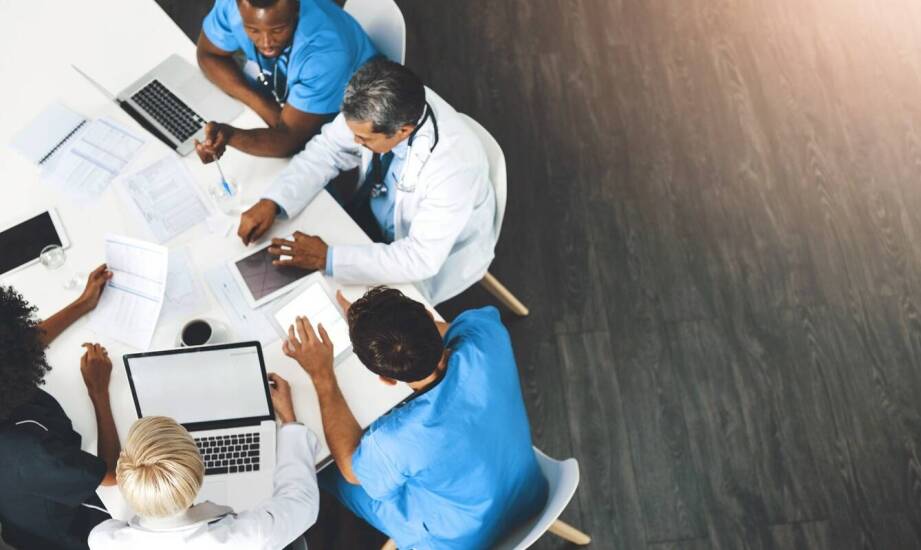 Porady prawne dla pacjentów i lekarzy w zakresie medycznego prawa